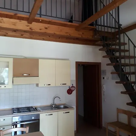 Paradisoincollina Ss Bauernhof *