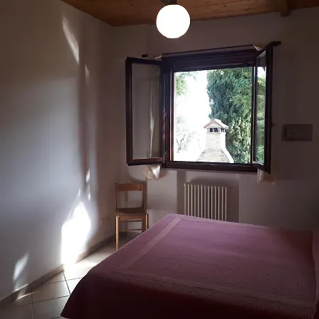 Séjour à la ferme Paradisoincollina ss *