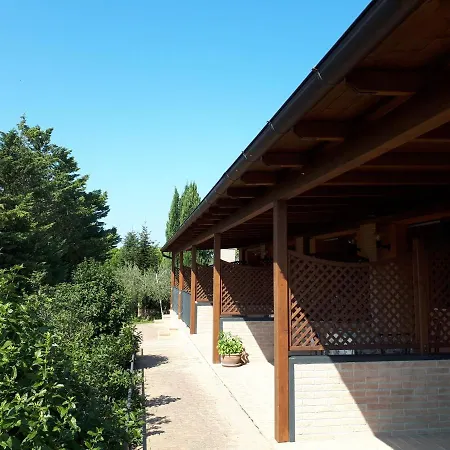 Paradisoincollina ss Vakantieboerderij *